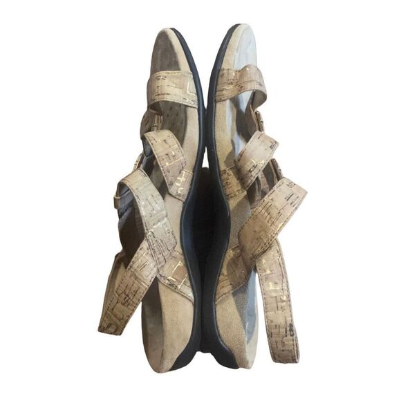 Vionic AMBER ADJUSTABLE SANDAL size US 9 in Gold Cork - Picture 4 of 8